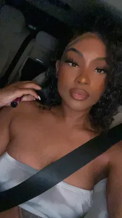 OnlyFans cuenta roseyrose092 avatar 1