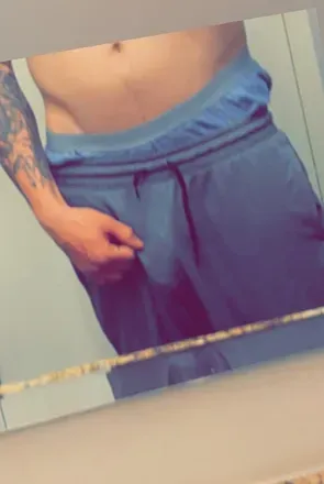 OnlyFans cuenta anthony_fuk_them_guts_up header 2