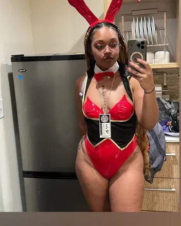 OnlyFans cuenta sweet_cleopatra69 avatar 1