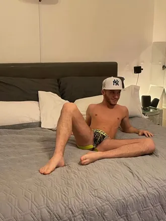 OnlyFans cuenta noahbabybi header 2