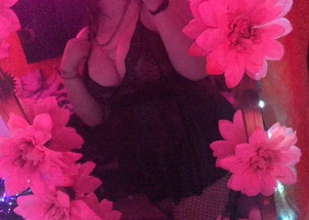 OnlyFans cuenta annabell.lee header 2
