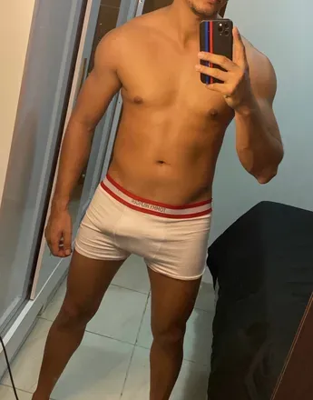 OnlyFans cuenta u308005432 avatar 1