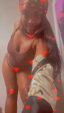 OnlyFans cuenta lilbadii header 2