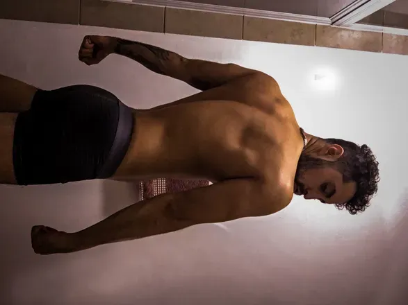 OnlyFans account  soyvoltrox header 2