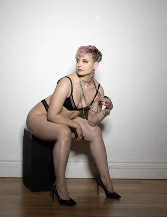 OnlyFans cuenta honeyblunt20 header 2