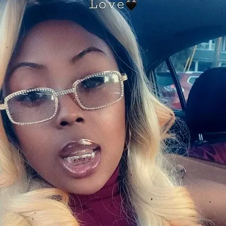 OnlyFans cuenta sweetpeach26 header 2