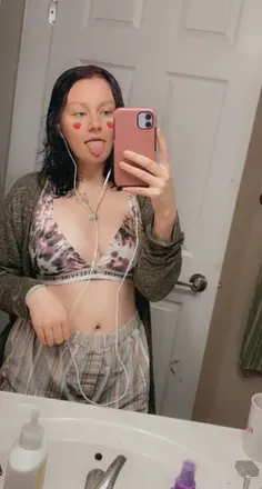OnlyFans account  fanbaby212 avatar 1