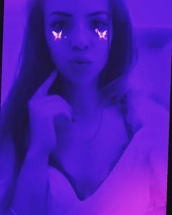 OnlyFans cuenta andreeaandreea01 header 2