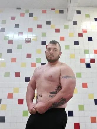 OnlyFans cuenta yourmomwantsit avatar 1