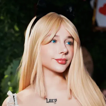 OnlyFans account  cosplayfoxyuzumaki avatar 1