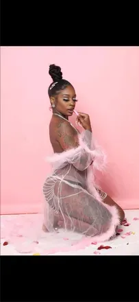 OnlyFans cuenta kandi_milan header 2