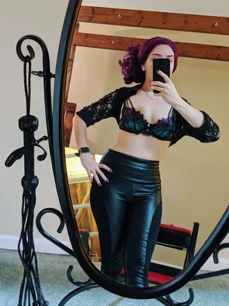 OnlyFans account  pearl0chambers avatar 1