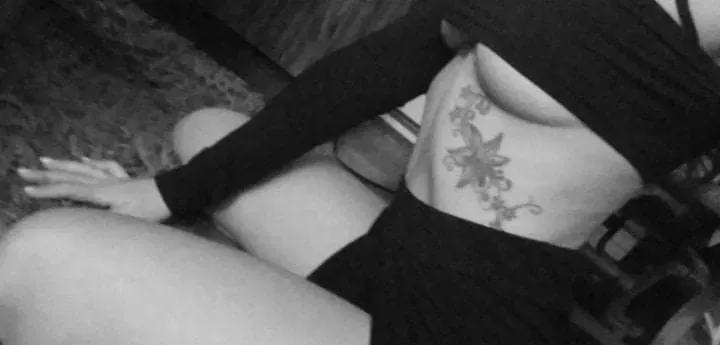 OnlyFans cuenta madmoisellexoxo header 2