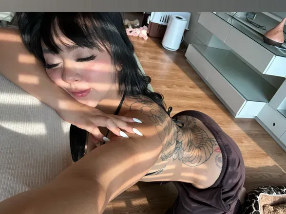 OnlyFans account  itsnezukobaby header 2