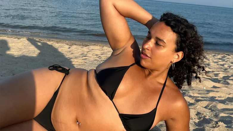 OnlyFans cuenta missfineazz1 header 2