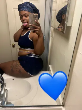 OnlyFans cuenta 1000shadesofbluee avatar 1