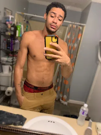 OnlyFans cuenta u197469001 header 2