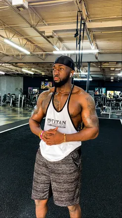 OnlyFans cuenta too6lack2strong avatar 1