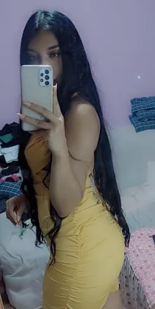 OnlyFans cuenta sina.isis header 2