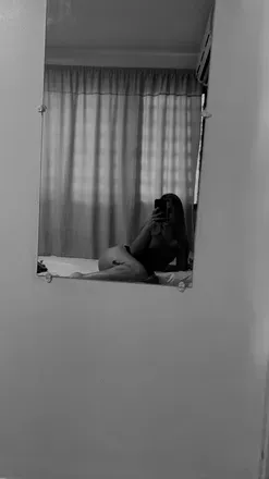 OnlyFans cuenta ariannanammour header 2
