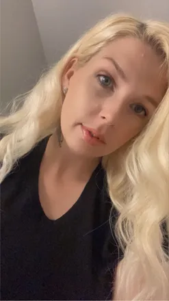 OnlyFans cuenta sweetsarahmarie header 2