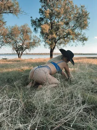 OnlyFans cuenta spoilmebabee header 2