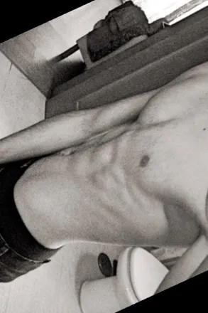 OnlyFans account  eliot.xo.xx header 2