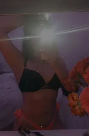 OnlyFans cuenta riahzpics avatar 1