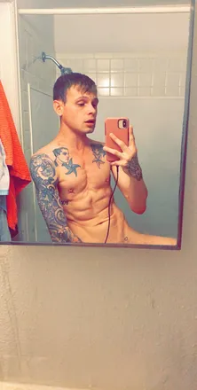 OnlyFans cuenta jesseray8869 header 2