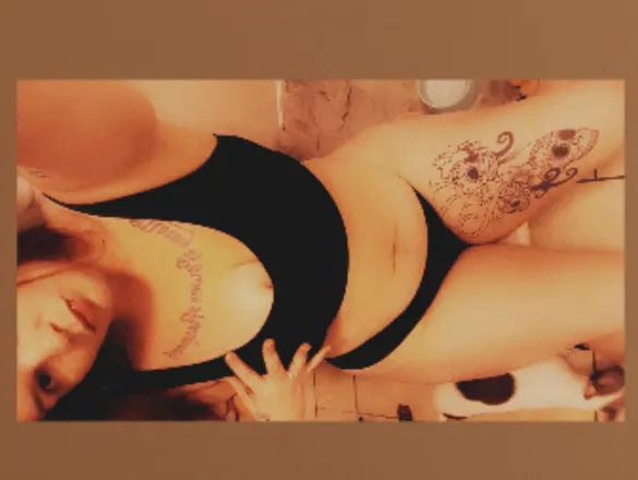OnlyFans cuenta thiccnspicyy69 header 2