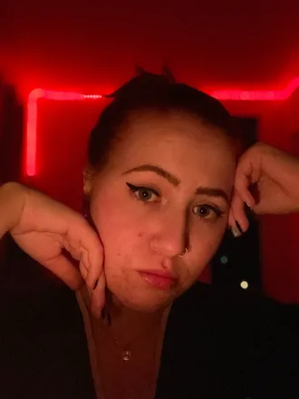 OnlyFans cuenta alicejades header 2