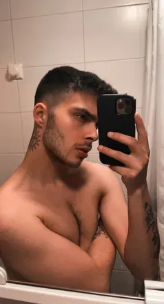 OnlyFans cuenta therealhenu avatar 1