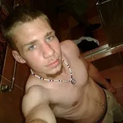 OnlyFans cuenta astarr2000 avatar 1