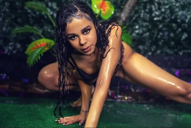 OnlyFans cuenta queen_bori1217 header 2
