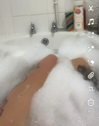 OnlyFans cuenta u272878132 header 2