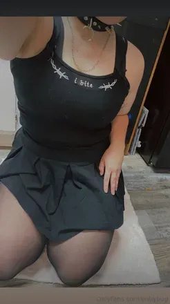 OnlyFans account  enbybug avatar 1