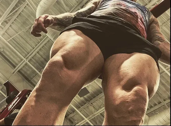 OnlyFans account  muscle_legs_josh header 2