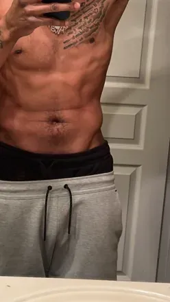 OnlyFans cuenta deehalfhorse avatar 1