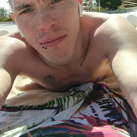 OnlyFans cuenta mattr2095 header 2