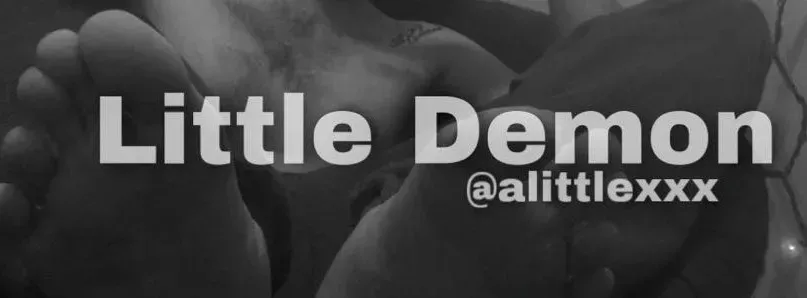 OnlyFans cuenta alittlexxx header 2