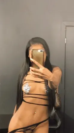 OnlyFans account  realforeign2x avatar 1