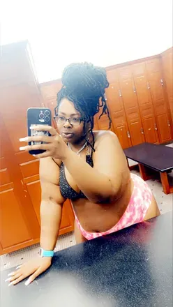 OnlyFans cuenta tinasnow3901 avatar 1