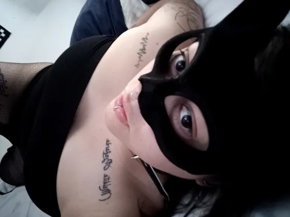 OnlyFans cuenta rude_exotica header 2