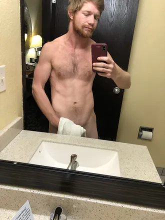 OnlyFans account  dadlyfe header 2