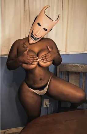 OnlyFans cuenta foxxxybrown69 avatar 1