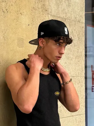 OnlyFans cuenta adrian.hots previous_avatars_1 3