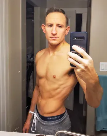 OnlyFans account  noahchambers avatar 1