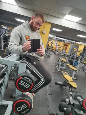 OnlyFans cuenta bi.gymlad.md header 2