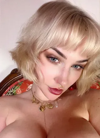 OnlyFans cuenta skyebluegfe avatar 1