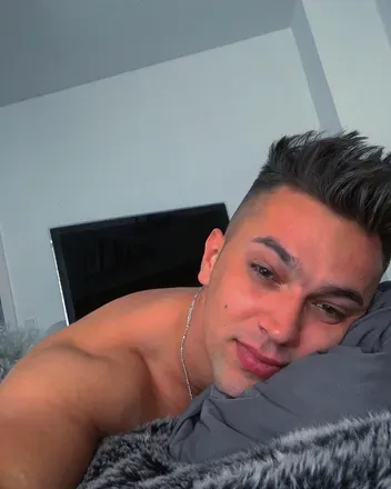 OnlyFans cuenta alvaro_2022 avatar 1
